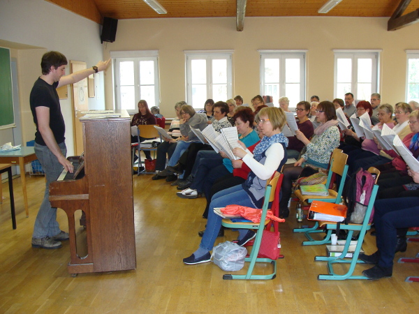 Üben für das Singen in Zittau.