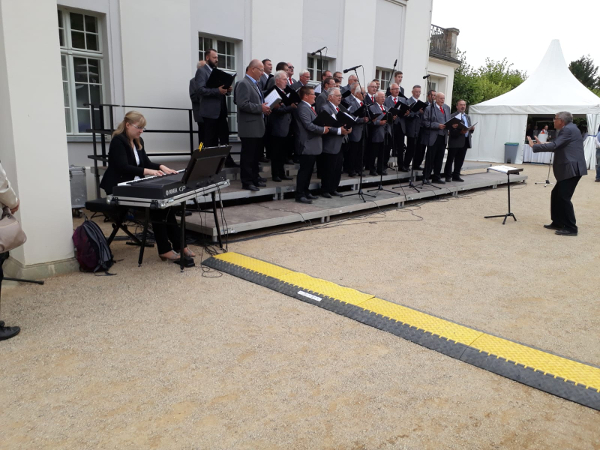 Chorsingen zum Federweißerfest im Schloss Wackerbarth